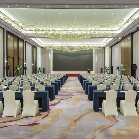 Hotel Crowne Plaza Yibin By Ihg Exterior foto