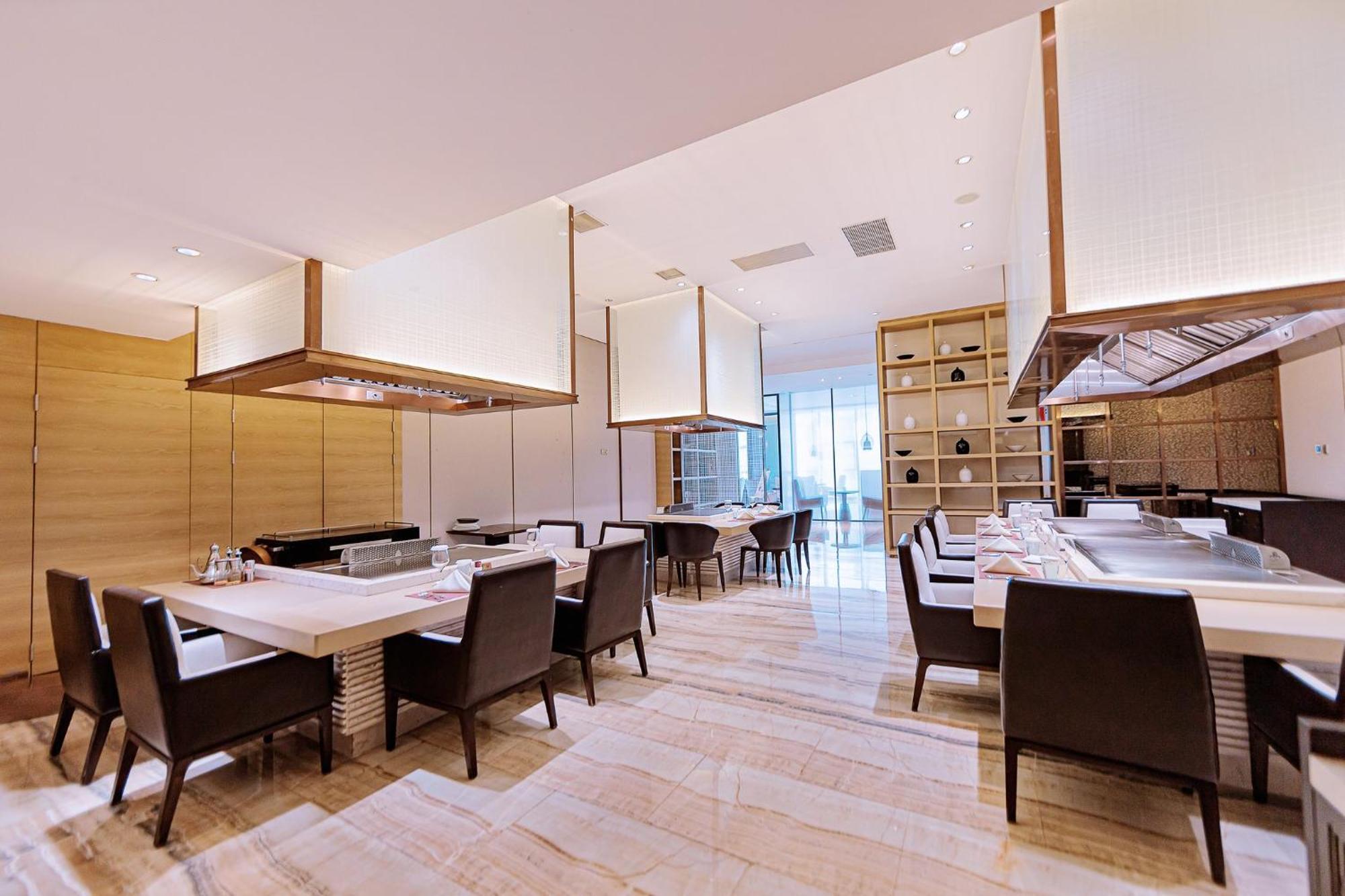 Hotel Crowne Plaza Yibin By Ihg Exterior foto
